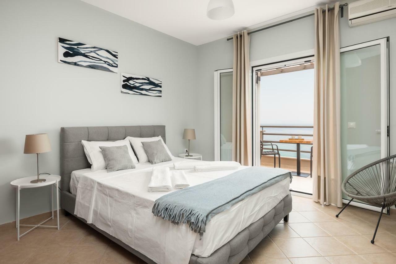 Glyfa Beach Villas Barbáti Kültér fotó